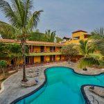 Luxury Pench Resort Swimming Pool